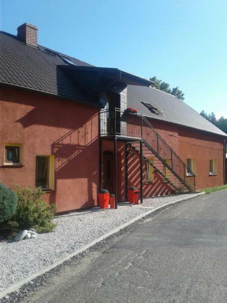 Przytulne Na Poddaszu Jelenia Gora Dış mekan fotoğraf